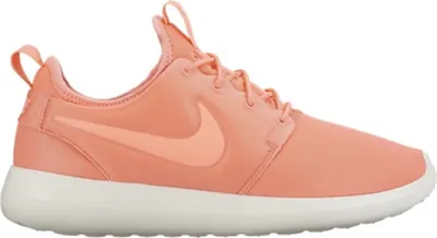 Produktbild von Nike Womens Roshe Two Running Trainers 844931 Sneakers Shoes 600