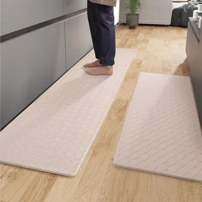 Imagen del producto de Azomor®: Alfombra de cocina cómoda e impermeable, ideal para diversas aplicaciones en el hogar