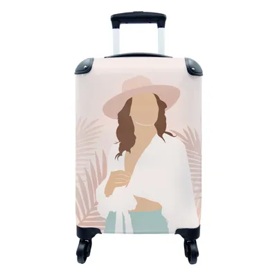 Produktbild von MuchoWow® Koffer Handgepäck Trolley Rollkoffer Kleine Reisekoffer mit 4 Rollen - Frau - Hut - Rosa - Cabin Size < 55x40x23 cm & 55x40x20 cm - Fotokoffer - Kabinenkoffer - Boardgepäck - Reise-Box - Reisekoffer - Reisegepäck - Koffer mit Bild - Trolley für Kinder