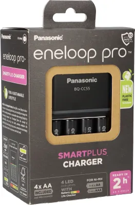 Produktbild von eneloop pro BQ-CC55 Smart & Quick Charger mit Überladeschutz inkl. 4x AA Akkus