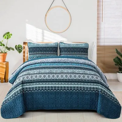 Produktbild von Geoptimalisierte Titel  Unyqoos® Stilvolles Bohemian Bettwäsche-Set mit Mikrofaser und Kissenbezügen für s SchlaferlebnisKorte Verkoopbeschrijving  Erleben Sie mit dem Unyqoos® stilvollen Bohemian Bettwäsche-Set aus hochwertiger Mikrofaser und passenden Kissenbezügen ein s Schlaferlebnis. Dieses Set vereint Komfort und Stil und verwandelt Ihr Schlafzimmer in eine Oase der Entspannung.Uitgebreide Productbeschrijving  Das Unyqoos® Bohemian Bettwäsche-Set besteht aus weicher Mikrofaser, die für ihre Atmungsakt