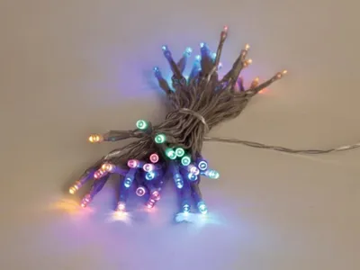 Produktbild von Showlight - 5 m - 40 LEDs - mehrfarbig - transparentes Kabel - Doppel-Stromversorgung