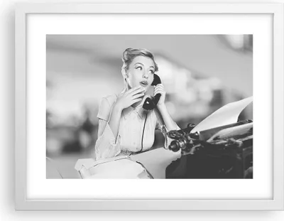 Produktbild von Gerahmtes Poster - Weißer Rahmen - Vintage Schwarzweiß Telefonieren - 40x30 cm - Wand Bild - Wanddeko - Wandbilder - Kunstposter - Wandposter - Bilderrahmen - Bilder - Kunstdruck - P2WAA40x30-4592