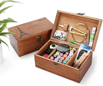 Produktbild von Holz-Nähkasten, tragbar, mit Nähzubehör