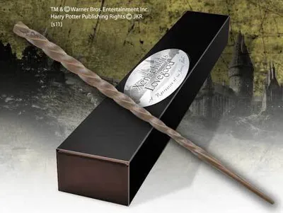 Image de Noble Collection Harry Potter Baguette magique Xenophilius Lovegood (édition personnage) NOB8234