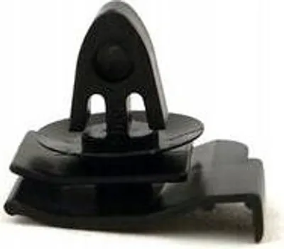 Image de VOLVO V70 XC70 clip de garniture de hayon OE 9145885