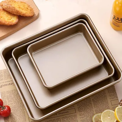 Produktbild von Quadratisches Backblech Kohlenstoffstahl mit Antihaftbeschichtung für eine gleichmäßige Wärmeverteilung und leichtes Herauslösen von Kuchen und Gebäck