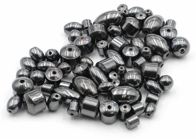 Produktbild von Vintageparts Magnetit Perlen Mix, magnetisch, verschiedene Formen, 50 Gramm