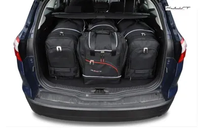 Obrázek produktu pro Sada cestovních tašek Ford Focus 2011-2018 (combi)