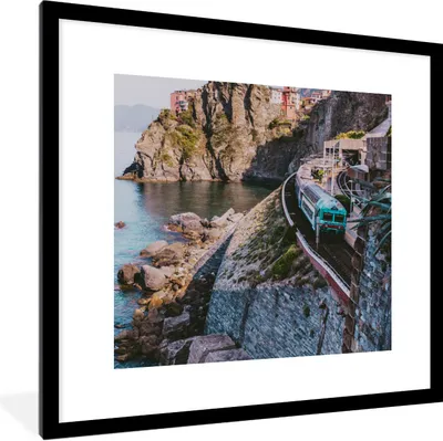Produktbild von MuchoWow® Gerahmtes Poster Italien - Zug - Meer 40x40 cm - Poster mit Schwarzem Bilderrahmen Wandposter Rahmen Foto Bilder - Poster - Plakat im Rahmen