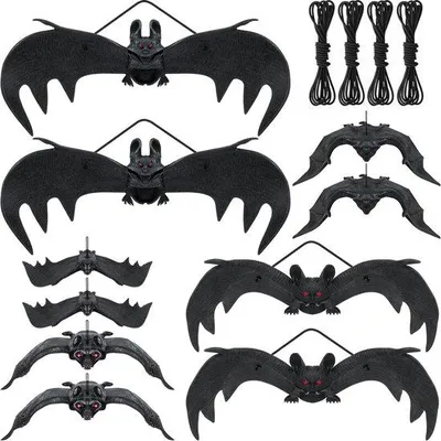 Produktbild von Set aus 10 realistischen hangenden Fledermäusen für Halloween Dekoration