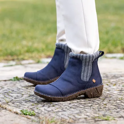 Produktbild von El Naturalista Stiefeletten Damen NE23 PLEASANT BROWN/ YGGDRASIL Farbe Braun