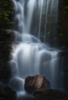 Produktbild von Sanders & Sanders Fototapete Wasserfall Dunkelbraun, Grau und Weiß 375 x 270 cm