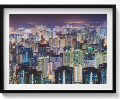 Produktbild von Beleuchtete Stadt bei Nacht– Wandbild mit Rahmen – Gerahmtes Bild  – Wanddekoration – 80x60 cm –  Schwarz Rahmen