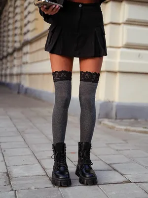 Imagen del producto de Calcetines de mujer, modelo Milena, de algodón con encaje, color gris, tallas 37-41