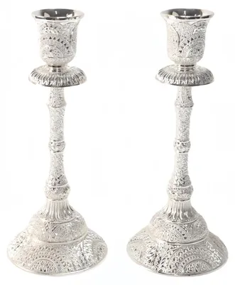Imagen del producto de Juego de 2 candelabros metálicos - Color plateado