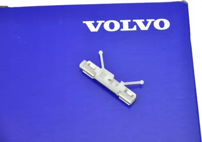 Zdjęcie produktu dla VOLVO XC60 spinka szyby czołowej 30753487 OE