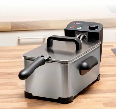 Produktbild von Edelstahl Fritteuse mit Deckel, herausnehmbarer Frittierkorb 3 L mit Abtropfhalter, Cool-Touch-Griffe, Überhitzungsschutz, emaillierter Ölbehälter, Thermostat bis 190°C