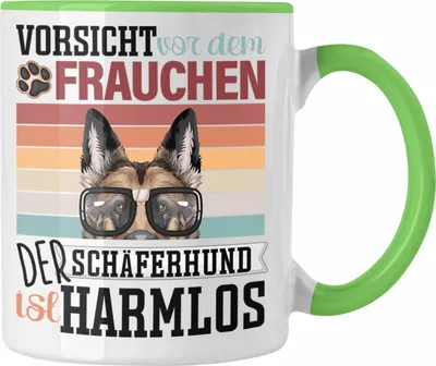 Produktbild von Trendation - Schäferhund Besitzerin Frauchen Tasse Geschenk Lustiger Spruch Geschenkidee Vorsicht Vor Dem Frauchen (Grün)
