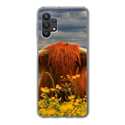 Produktbild von MuchoWow® Handyhülle Schutzhülle Hülle für Samsung Galaxy A32 5G Schottischer Highlander - Tiere - Blumen Silikon Softcase Handy Hülle - Softcase