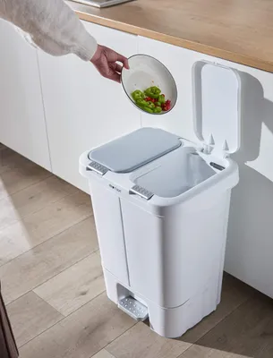 Immagine prodotto di Contenitore per rifiuti da 40 litri, bianco, per la cucina, con coperchio e sistema di chiusura automatica