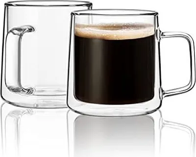 Produktbild von CNGLASS Doppelwandige Latte Macchiato Gläser (Set 2x300ml), Kaffeegläser mit Griff,Klare Isolierte Kaffeetassen Glas für Latte, Cappuccino, Teebeutel