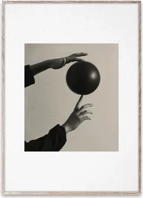 Zdjęcie produktu dla Plakat ścienny Paper Collective Play II czarny/biały 70x100 cm