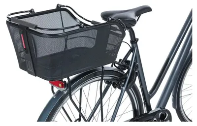 Immagine prodotto di Cestino posteriore per bicicletta Basil Cento Tech Fiber Nordlicht MIK, nero, 21 L, con luce LED integrata e adattatore MIK 2.0