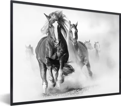 Produktbild von MuchoWow® Gerahmtes Poster Pferde - Tiere - Illustration 80x60 cm - Poster mit Schwarzem Bilderrahmen Wandposter Rahmen Foto Bilder - Schwarzem - Mit Gestell