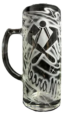 Produktbild von Bierkrug 0,5 l mit personalisierter Gravur für Dachdecker