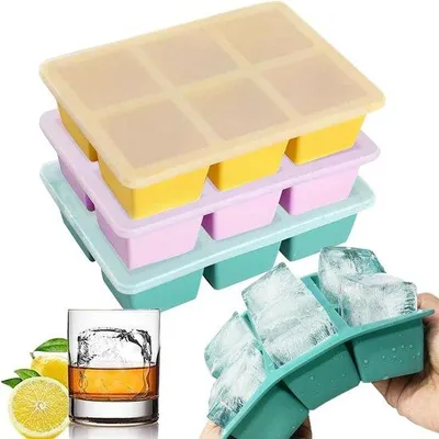 Produktbild von Famanu Eiswürfelform Große Eiswürfel mit Deckel - Stapelbar und Spülmaschinenfest - Silikon - Whisky Cocktails - Snacks - Babynahrung - BPA-frei LFGB