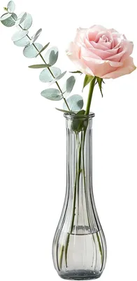 Produktbild von Blumenvasen aus Glas – Kleine, schmale Vasen – Gerippt – Handgefertigt – Tischdekoration