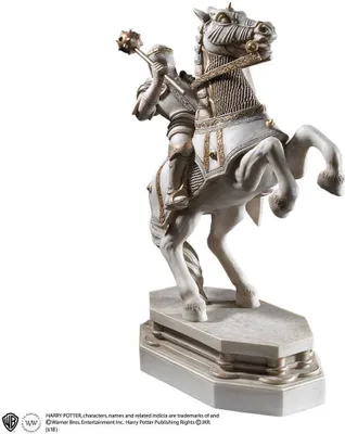 Produktbild von Noble Collection Harry Potter Buchstütze Zauberschach Weißer Springer 20 cm