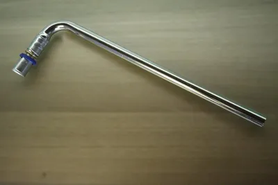 Obrázek produktu pro Koleno připojovací Plano niklovaná připojovací trubka - Cu15, 16 x 2 -15 mm, délka 300 mm