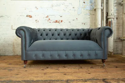 Obrázok produktu pre Klasická pohovka do obývačky, model Chesterfield, nábytok, sedačka, čalúnená sedačka, pohovky