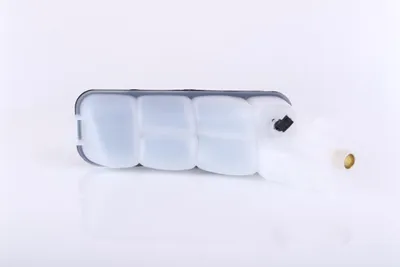 Produktbild von NISSENS Ausgleichsbehälter Kühlmittel passend für MERCEDES-BENZ E-Klasse Limousine (W210) Kühlwasser 996152