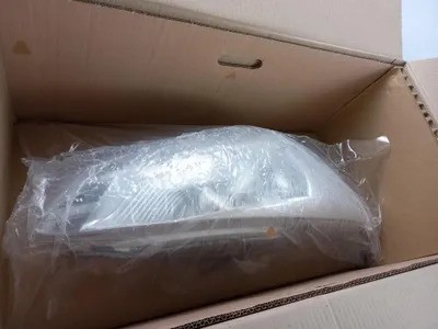Imagen del producto de Faro delantero derecho para Ford C-Max (CEU) de 2015 a 2019, referencia: 2011248
