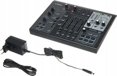 Zdjęcie produktu dla Yamaha AG08 BL 8Kanałowy Mikser do Transmisji Strumieniowej Interfejs Audio