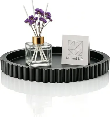 Image de Plateau rond en bois, diamètre de 28 cm, hauteur de 3 cm, idéal pour la décoration de tables de salon