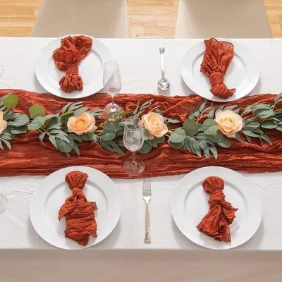 Produktbild von Famanu Tischläufer aus weißem Käsetuch, 90 x 400 cm, rustikaler, romantischer Stoff - Terracotta (2 Stück)