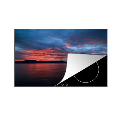 Produktbild von KitchenYeah© Herdabdeckplatte Sonnenaufgang über dem Geirangerfjord in Norwegen , 78x52cm, Küche Deko, Glaskeramikkochfeld Herdabdeckung, Abdeckplatte fùr Kochfeld