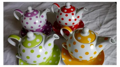 Produktbild von Teekanne Tea for One Set ca. 350-400 ml in 4 Farben mit Punkten