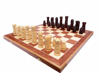 Produktbild von Schach Schachspiel Schachbrett SET 60 x 60 GESCHNITZT Holz braun mahogany XXL