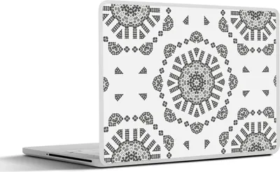 Produktbild von MuchoWow® Laptop Aufkleber Sticker Cover Mandala - Muster - Schwarz und Weiß 40x30 cm - Laptop Dekoration - Selbstklebend