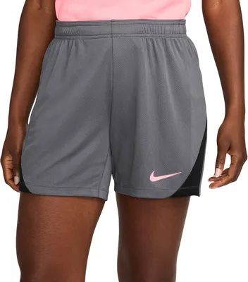 Produktbild von Nike Dri-FIT Strike Short Damen