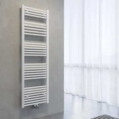 Immagine prodotto di Radiatore asciuga-asciugamani SONNI, dimensioni 1600 x 500 mm, colore bianco, sistema di riscaldamento ad acqua calda, senza resistenza elettrica