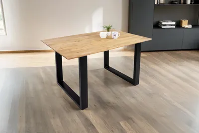 Produktbild von Esstisch 160 x 85 cm Dean, Massivholztisch Eiche, Schweizer Kante, Esszimmertisch mit U-Gestell aus Metall Schwarz, pflegeleichter Holztisch