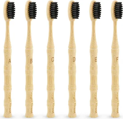 Image de lot de 6 brosses à dents biodégradables en bambou avec poils en charbon actif