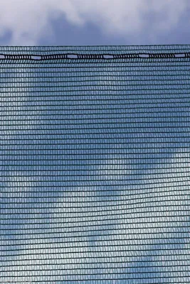 Produktbild von SCHATTIERNETZ 40% 1m x 100m Sonnenschutz Sichtschutz-Netz