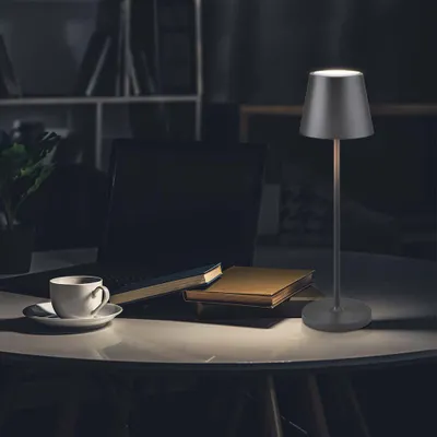 Produktbild von Tischlampen zum kabellosen Aufladen - Grau - IP54 - 2W - 200 Lumen - 3000K